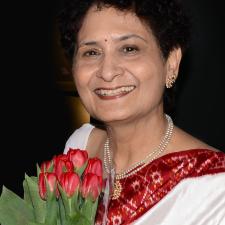 Divya Mathur headshot
