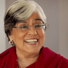 Leena Dhingra headshot